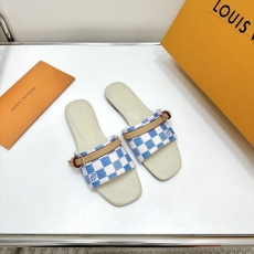 Louis Vuitton Slippers